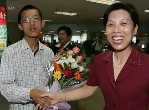 男子花22天从北京跑到郑州