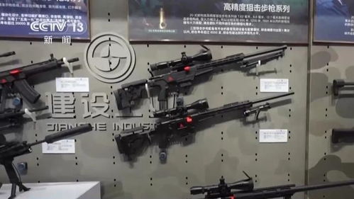 191式自动步枪亮相阅兵 约6瓶水重