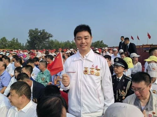 她替儿子现场观礼九三阅兵